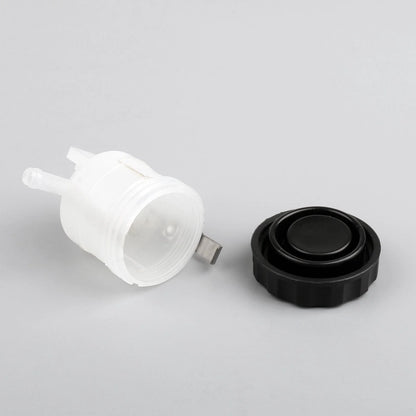 Front Brake Fluid Bottle Master Cylinder Oil Reservoir for Motorcycle (USA)